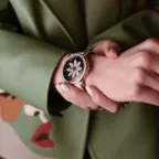 Годинник Lotus 