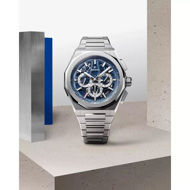 Йти вперед — означає відчувати ритм власного часу. DEFY Skyline Skeleton від Zenith розкриває серце механізму: високочастотний El Primero створений для тих, хто не зупиняється на досягнутому. Відкрита архітектура циферблата впускає світло всередину — туди, де народжується справжня точність. Годинник для тих, хто прагне власного зеніту — ексклюзивно в NOBLESSE