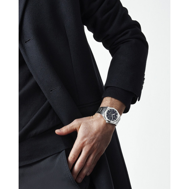 8766 годин на рік, 1440 хвилин у добі.
Жорж-Фавр Жако завжди мріяв про створення найточніших у світі годинників.
Так з’явився легендарний бренд ZENITH, який вже у 1969 році переверне історію, представивши перший у світі автоматичний калібр El Primero.
Сьогодні він працює в DEFY Skyline Skeleton з відкритим циферблатом, у корпусі зі сталі та з індикацією 1/10 секунди.
⠀
#NOBLESSE #NoblesseKyiv #Zenith